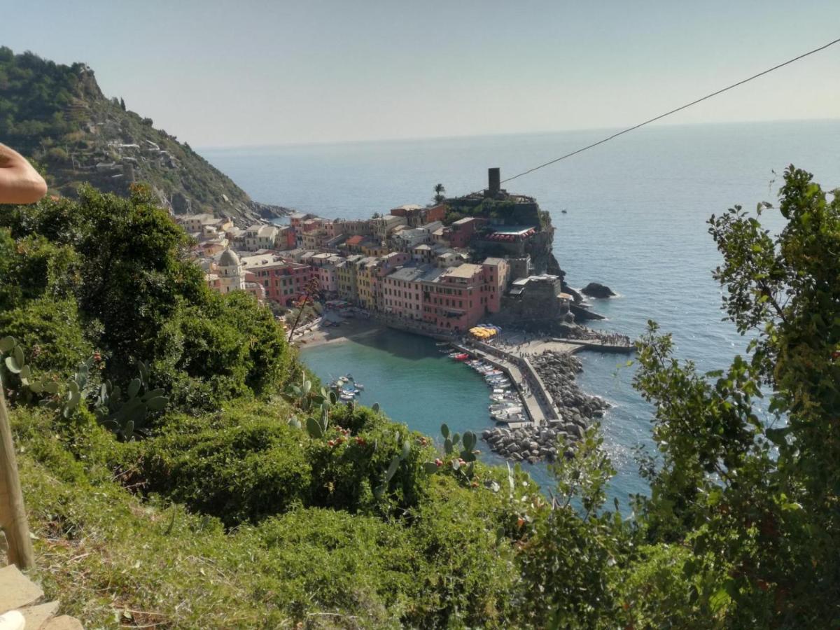 Affittacamere Benedetta E Isabelle Vernazza Exterior photo